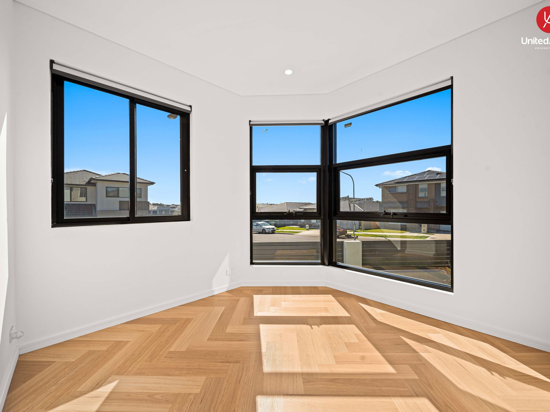6 Arnott Avenue, Middleton Grange