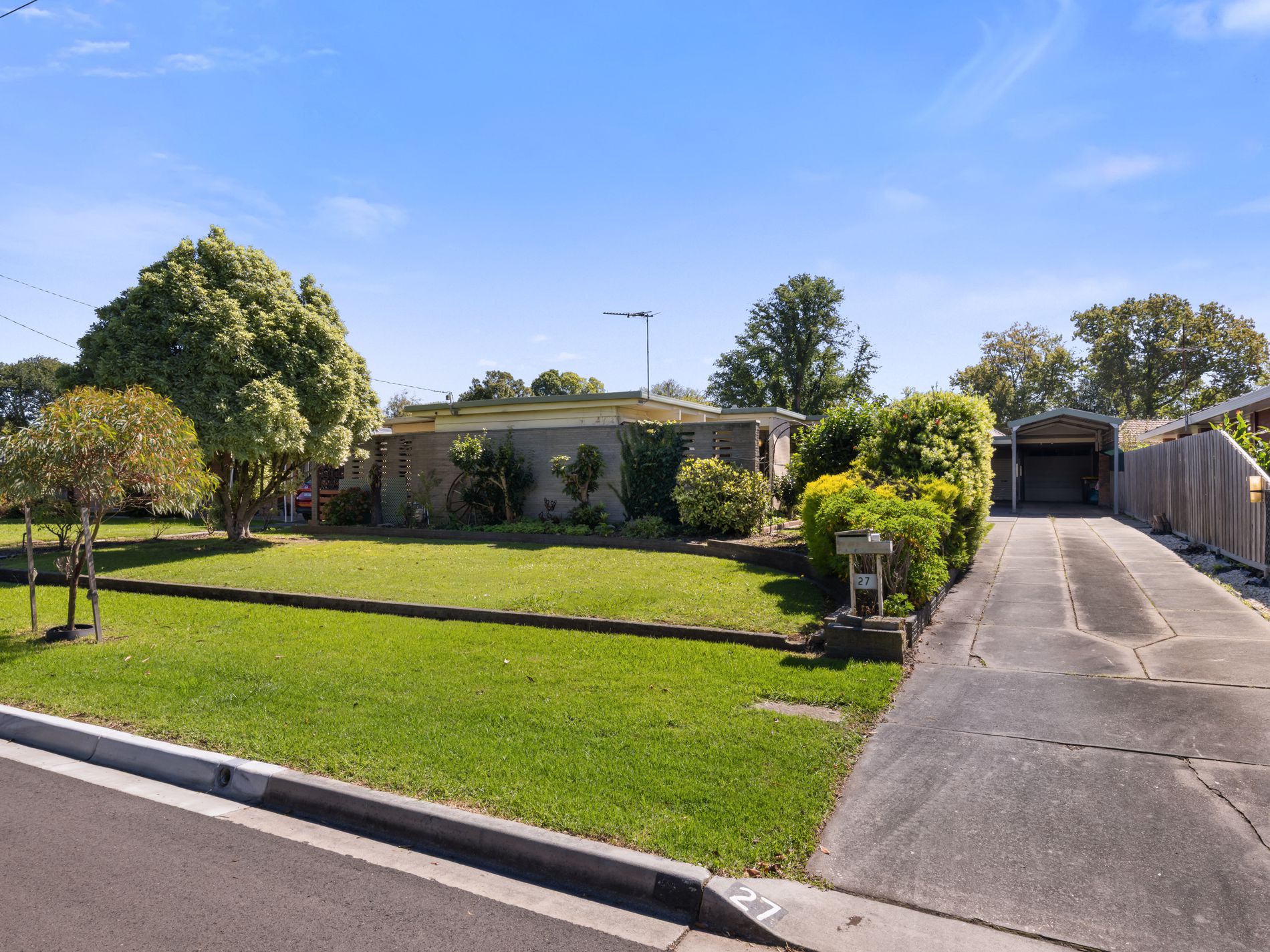 27 Turnbull Street, Sale