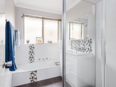 39 Tindals Crescent, Hannans