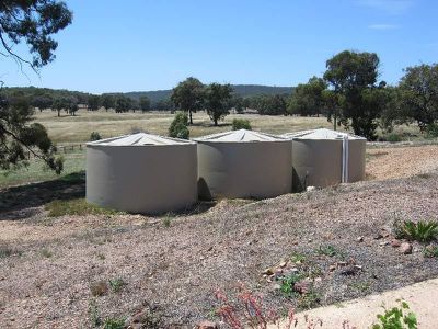 114 McLENNANS Road, Heathcote