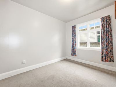 335 Ferry Road, Waltham