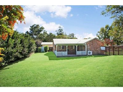 1 Tinaroo Place, Tewantin