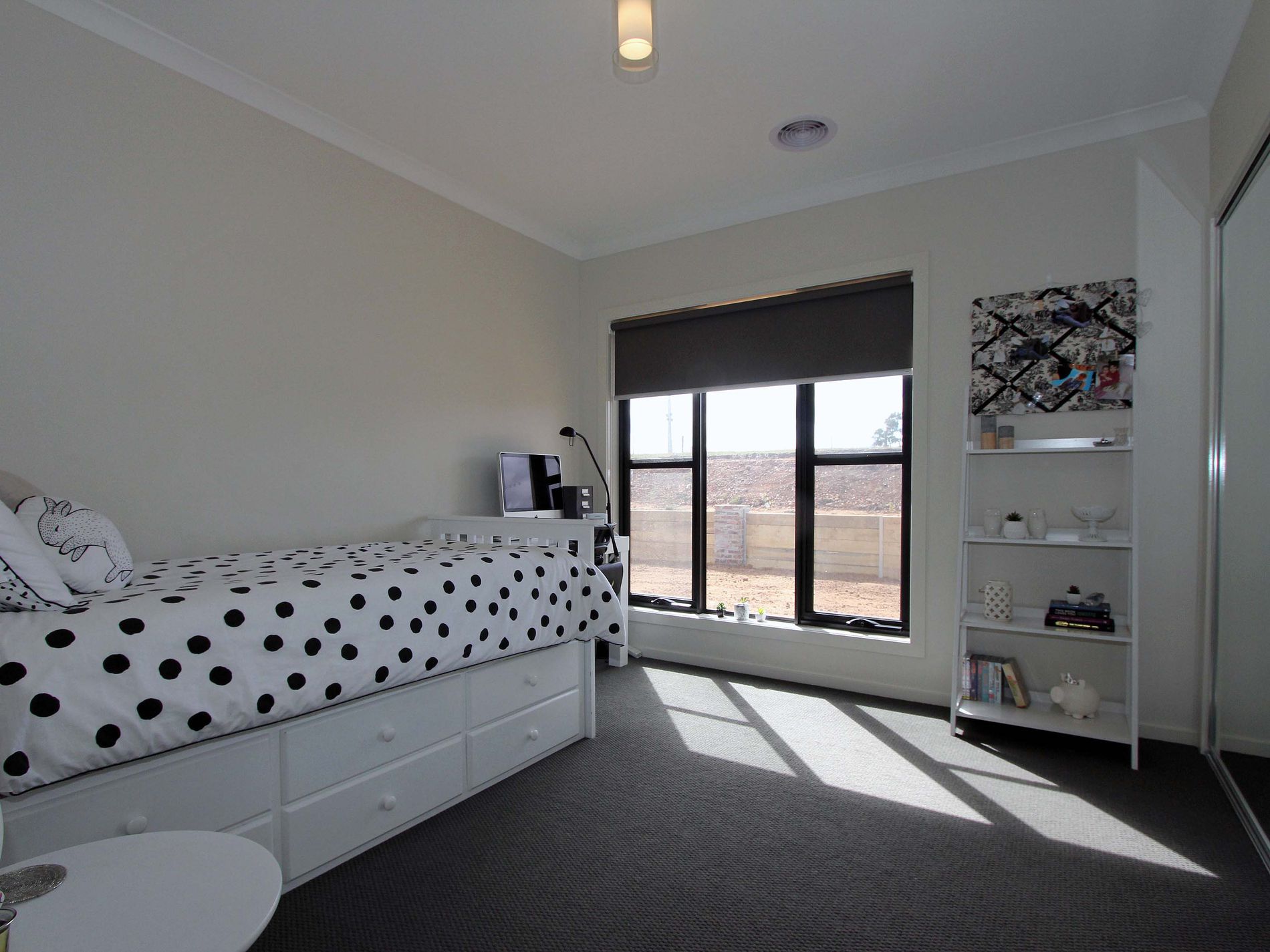 70 McLennan Road, Ladys Pass