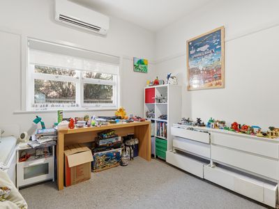 4 Carlton Street, Lenah Valley