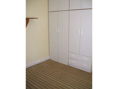 00 Smith Road, Yahl