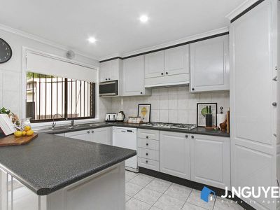 73 Buranda Crescent, St Johns Park