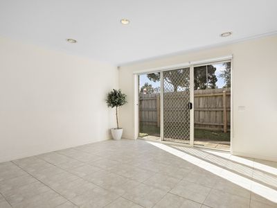 2 Kimbarra Drive, Berwick