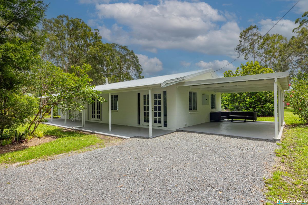 26 Amaroo Place, Cooroibah