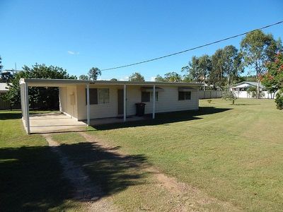 17 Deakin Street, Nanango