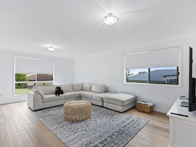 11 Sweetapple Pl, Manly West