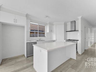 40 Troups Creek Promenade, Narre Warren