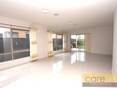 18 Arbourlea Boulevard, Cranbourne North