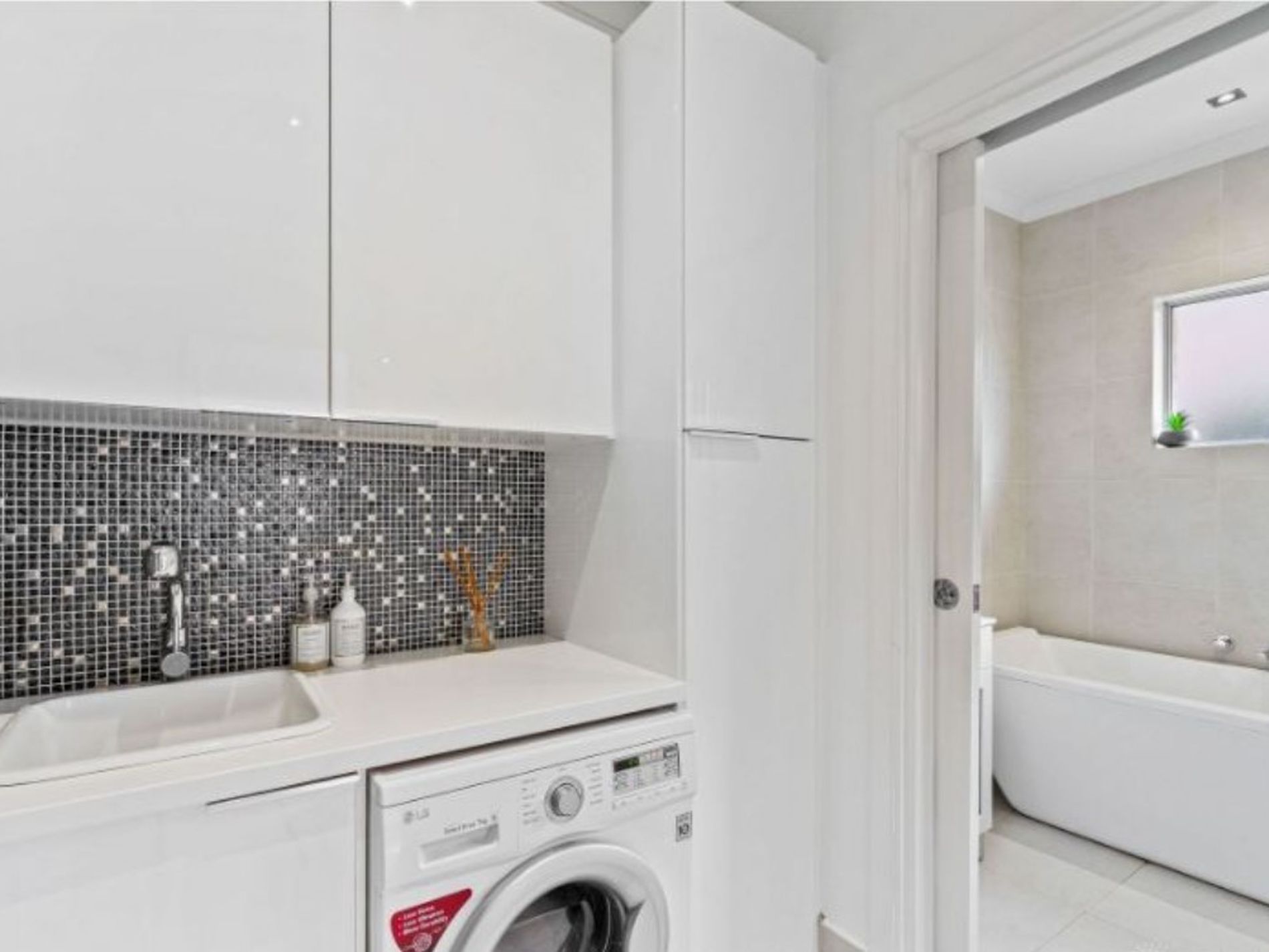 13 Hope Road, Ardross