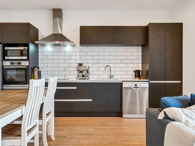4/2 Frances Bryers Road, Hobsonville