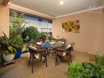 1 / 65 STREETS ROAD, Leneva