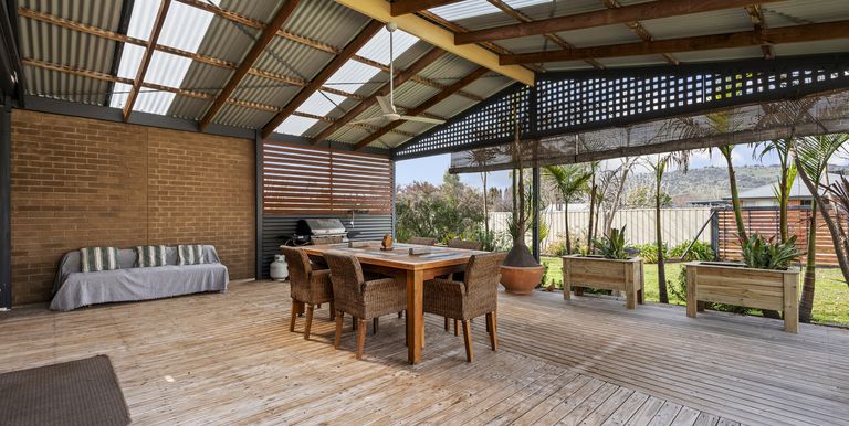 39 Weir Street, Euroa