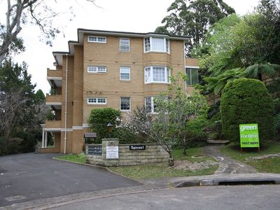 7 / 10 Larkin Street, Roseville