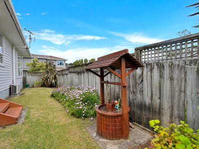 20 Thomas Avenue, Te Atatu Peninsula