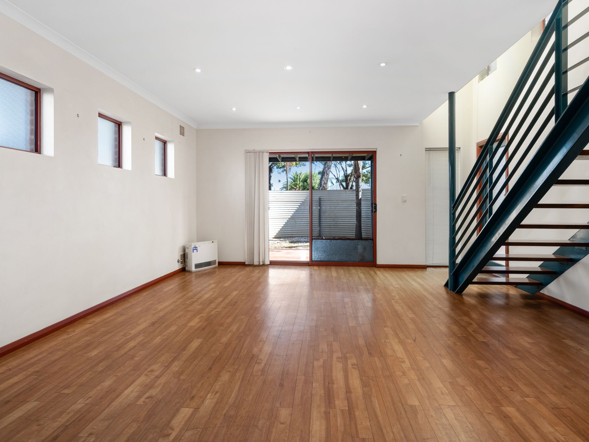 2 / 29 Collins Street, Piccadilly