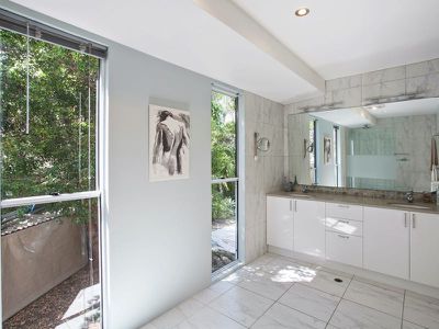 1 Shorehaven Drive, Noosa Waters
