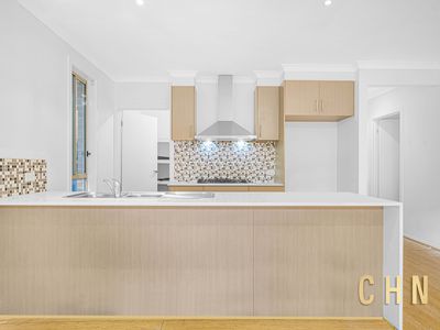 7 Donaldson Place, Point Cook
