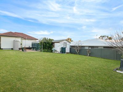 133 Barton Street, Oak Flats