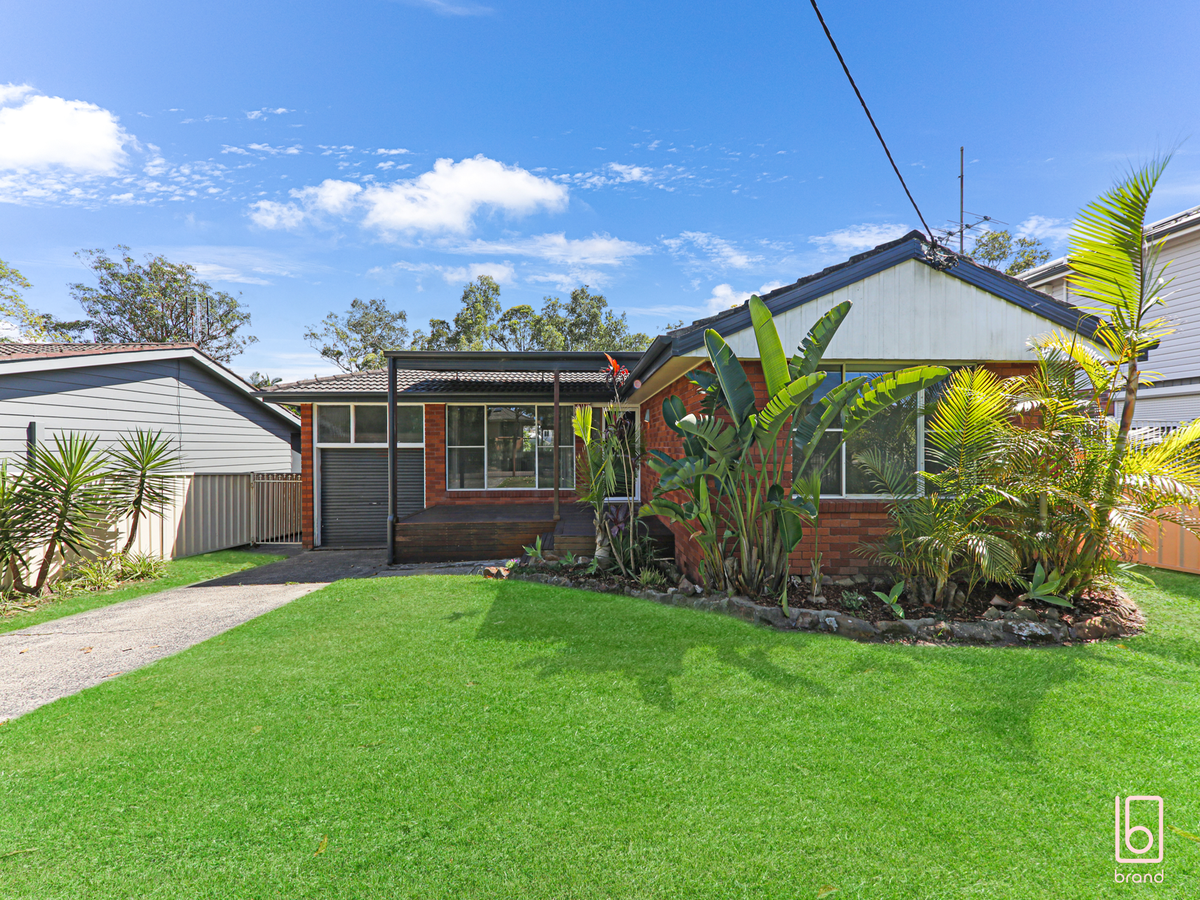 18 Nicholson Crescent, Toukley