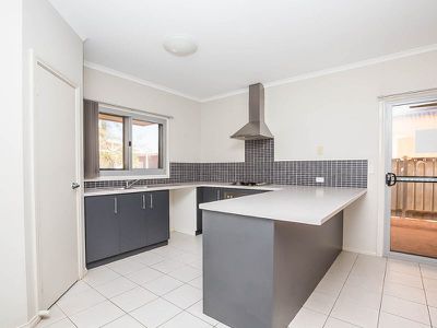 10 / 11 Rutherford Road, South Hedland