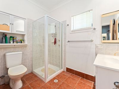 27 Addison Avenue, Lake Illawarra