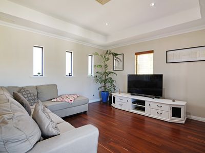 28A Ramsdale Street, Doubleview