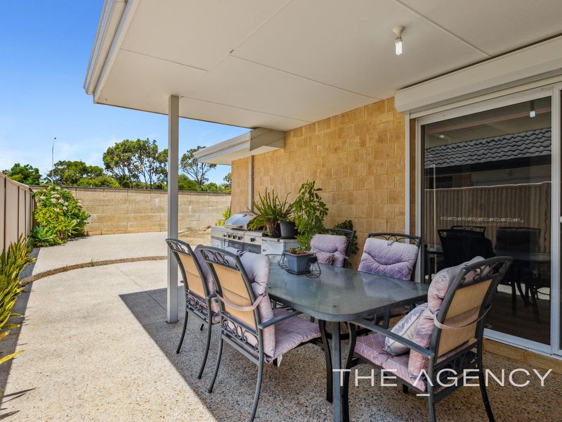 30 Hayeswater Circuit, Waikiki