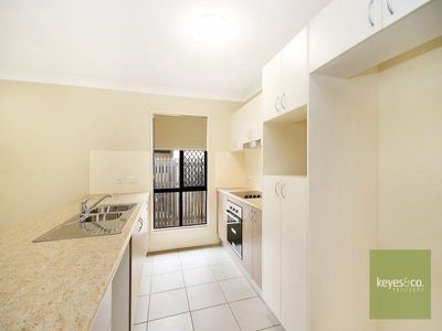 6 Truman Way, Mount Louisa