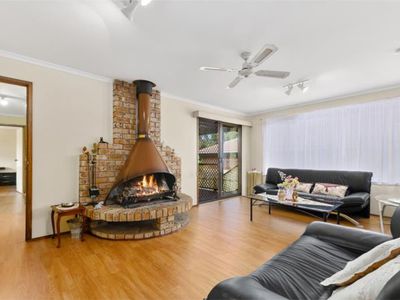 99 Gibsons Road, Figtree