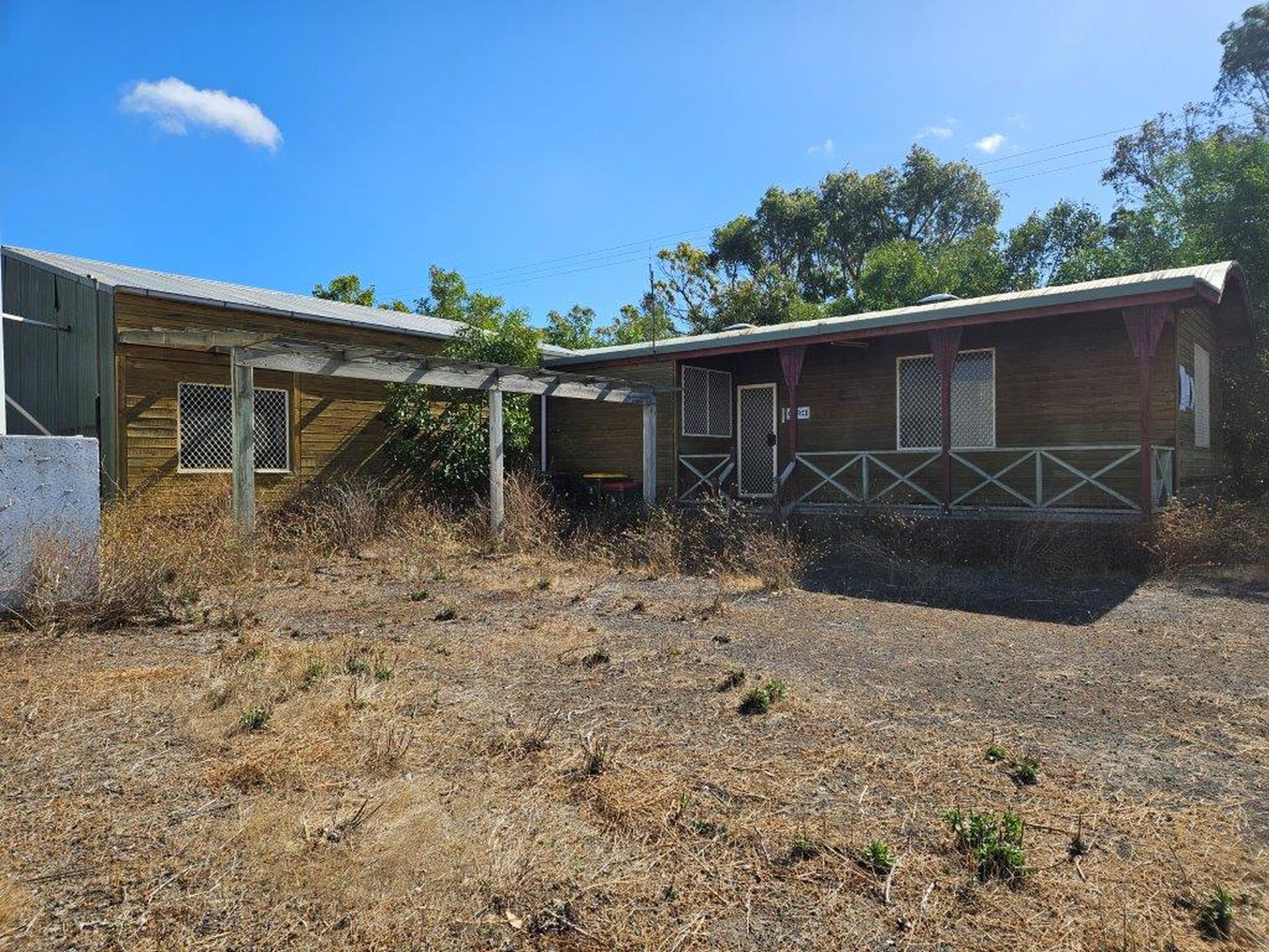 28 SALEYARDS ROAD, Millicent
