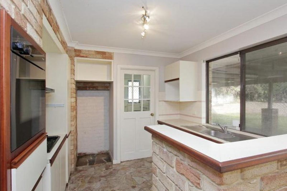 75 Lysander Drive, Heathridge