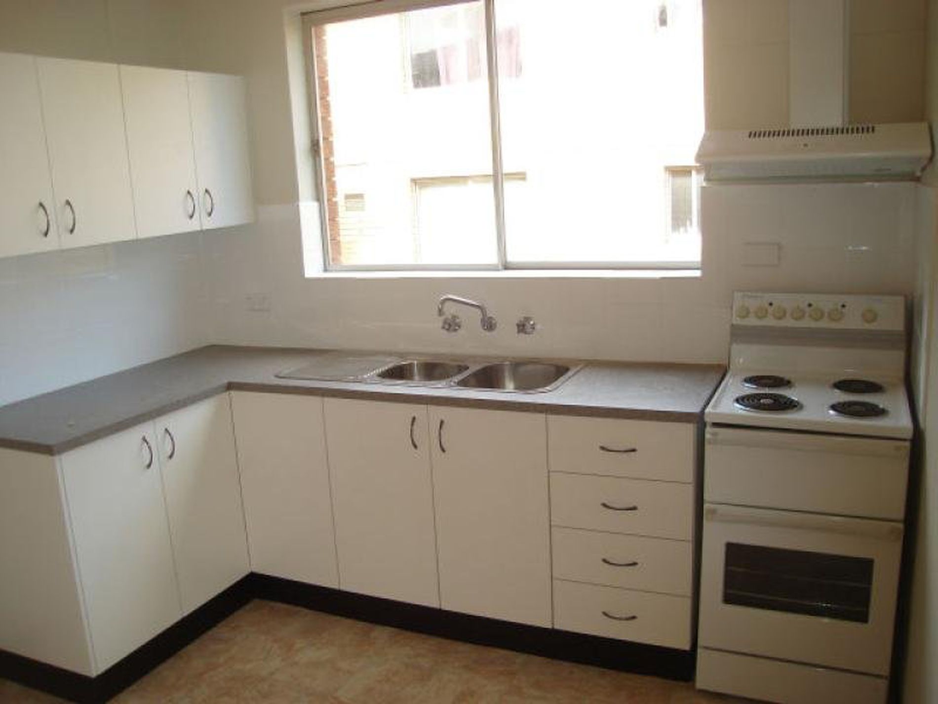 3 / 12 Rome Street, Canterbury