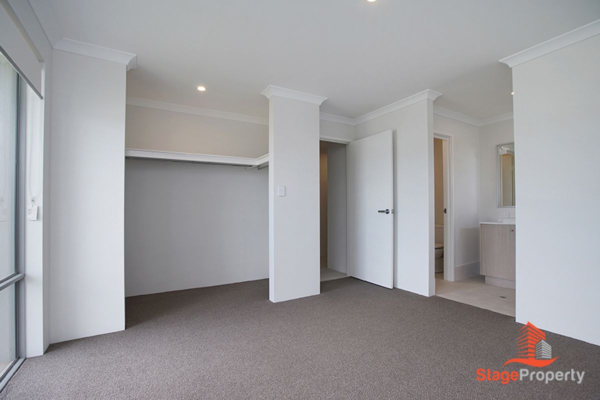 8 Hibiscus Street, Hammond Park