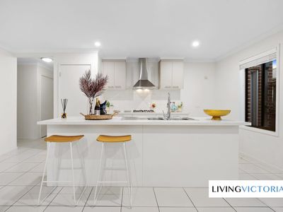 24 Jolimont Road, Point Cook