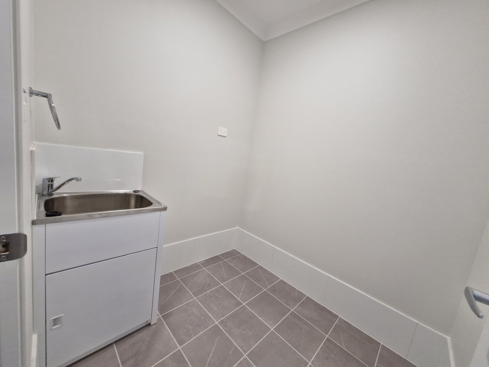1/94 Settlers Boulevard, Chisholm
