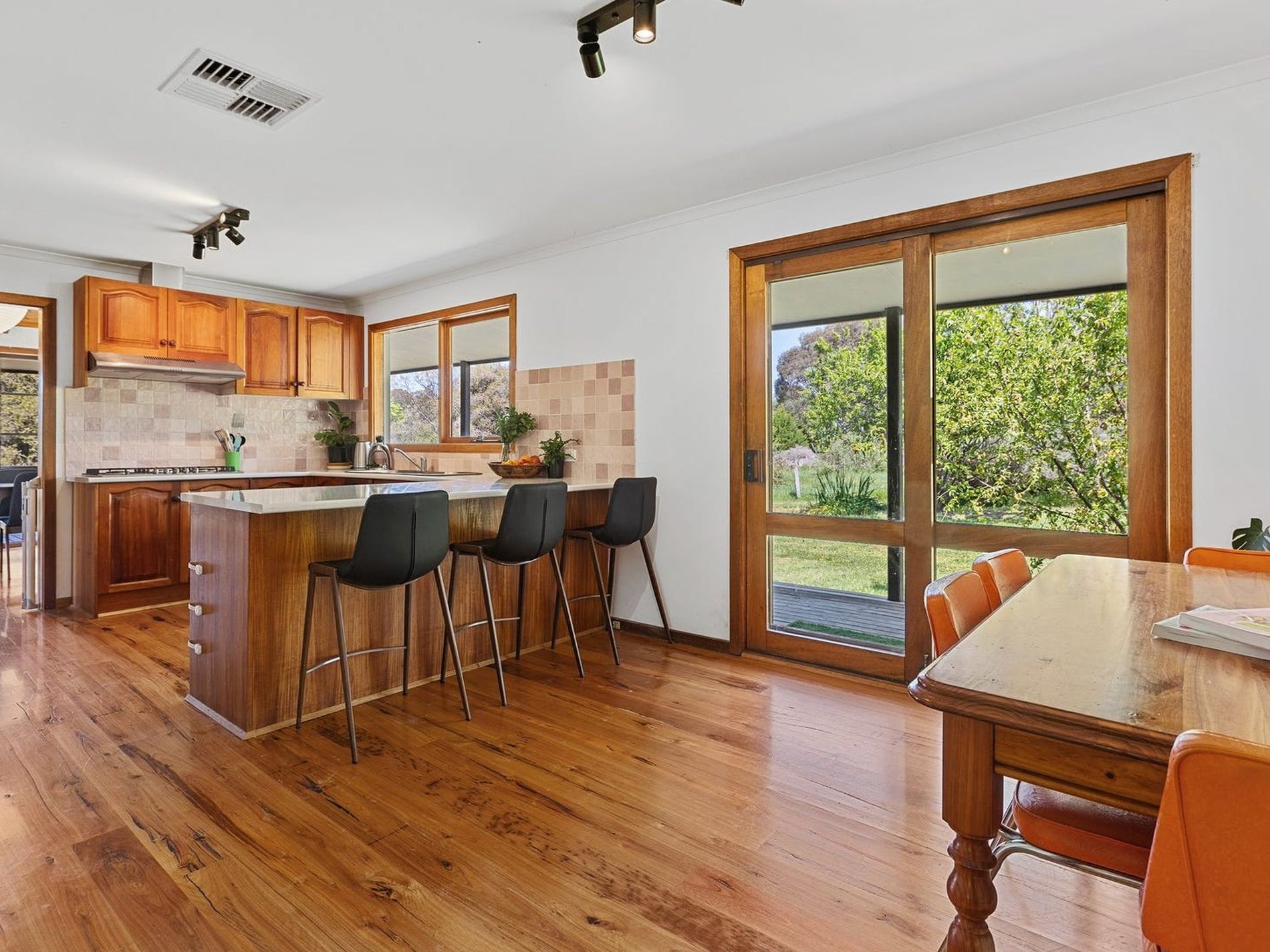 17 Matthews Road, Heathcote