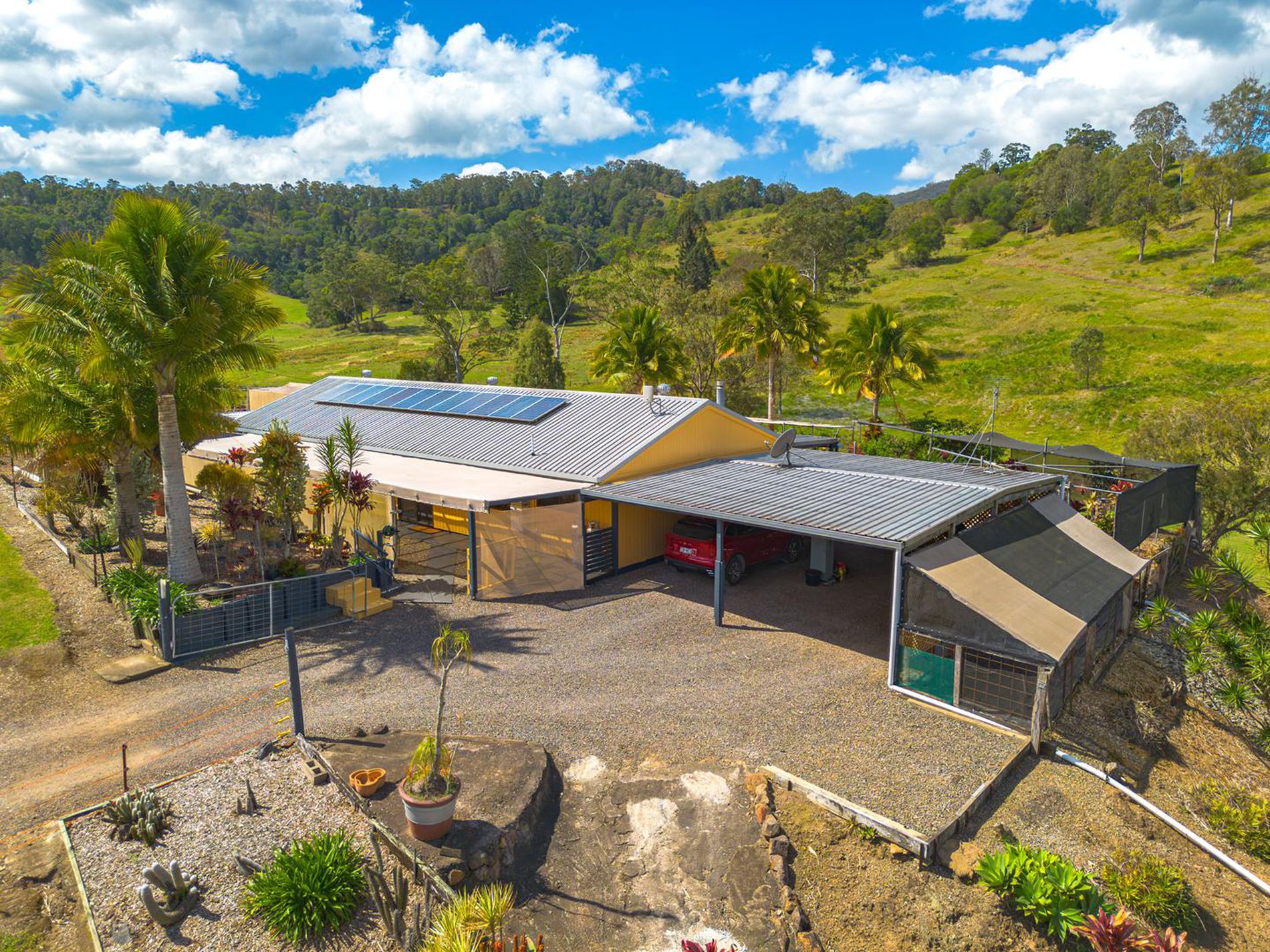 54 SUTTON ROAD, Coolabine