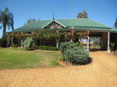 2R Pinedale Road, Dubbo