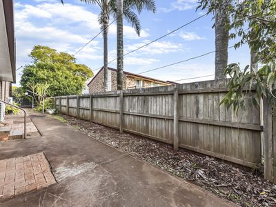 4 / 329 West Street, Harristown