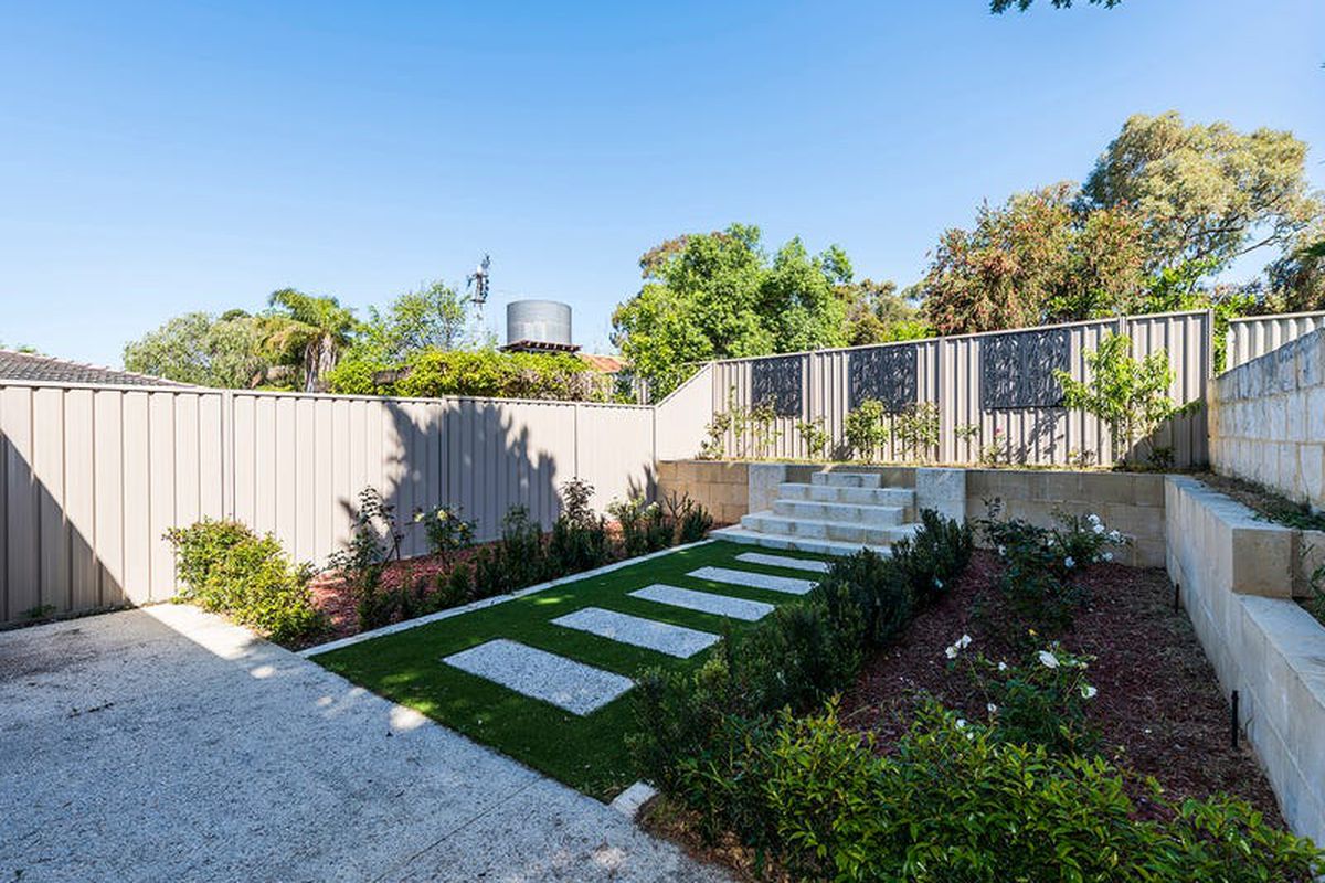 2A Genesta Crescent, Dalkeith