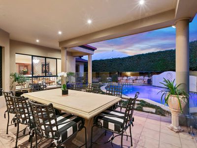 19 The Heights, Underwood
