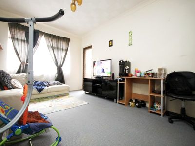 2 / 94 Sproule Street, Lakemba