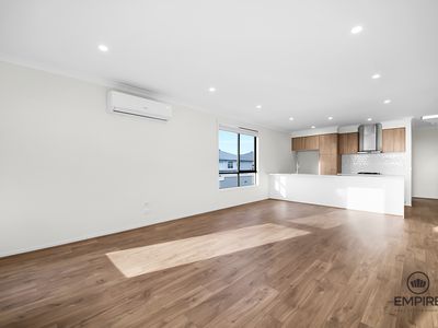 5 Gudali Walk, Clyde North