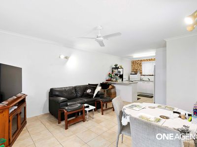 3 / 1 King Street, Urangan