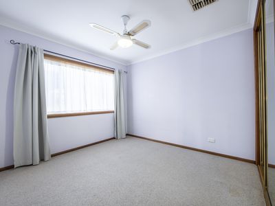 16 Ingrid Place, Dubbo