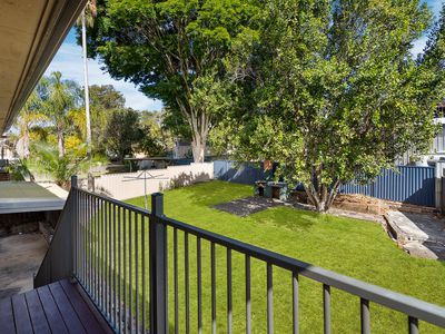 73 Woodlands Drive, Rochedale South